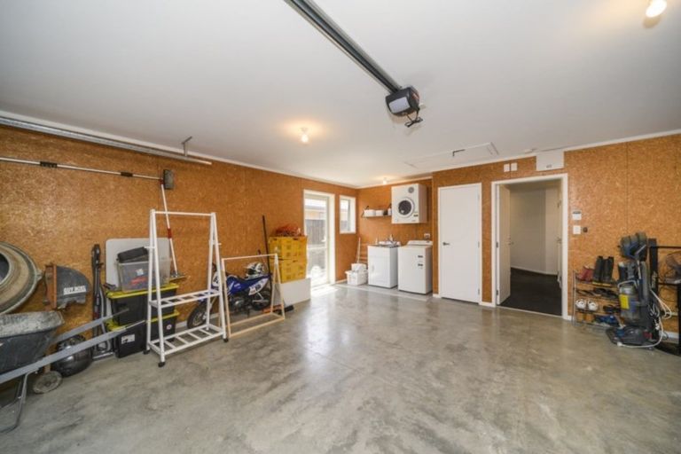 Photo of property in 14 Macdonald Heights, Feilding, 4702