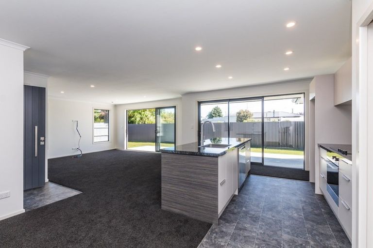 Photo of property in 40 Queen Street, Winton, 9720