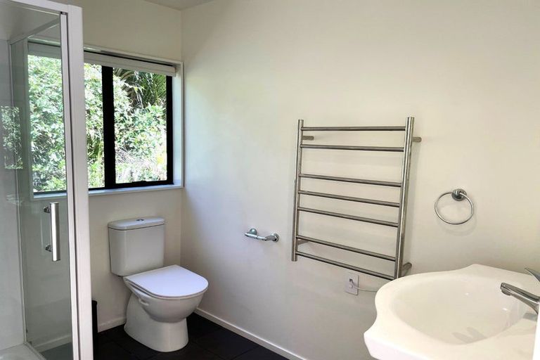 Photo of property in 303 School Road, Waimauku, 0881