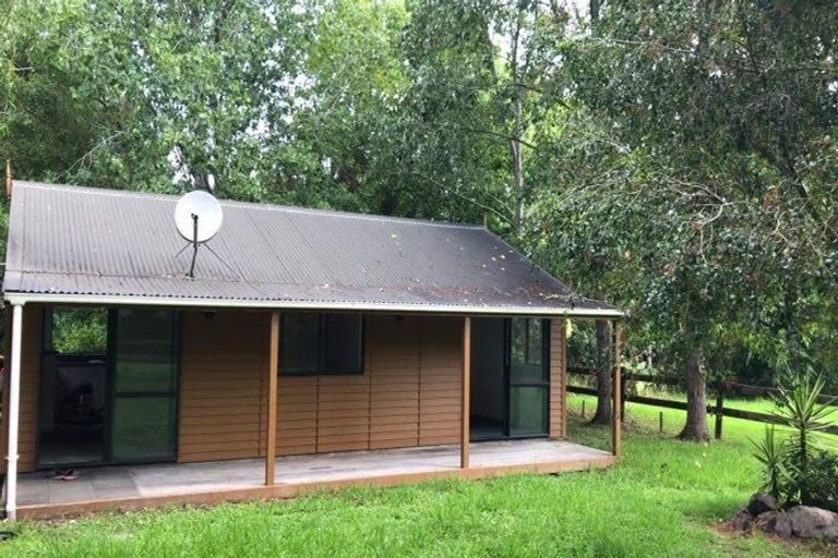 Photo of property in 40 Gracechurch Drive, Flat Bush, Auckland, 2016