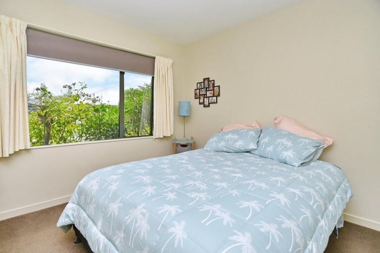 Photo of property in 11 Baltic Place, Northwood, Christchurch, 8051