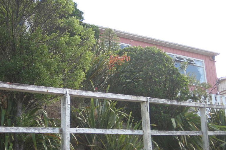 Photo of property in 32 Hathaway Avenue, Karori, Wellington, 6012