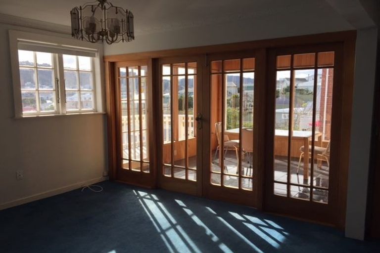 Photo of property in 7a Hawker Street, Mount Victoria, Wellington, 6011