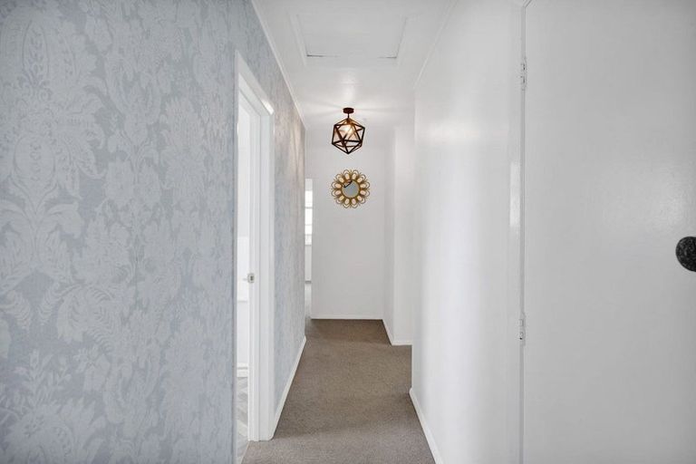 Photo of property in 279 South Road, Hawera, 4610