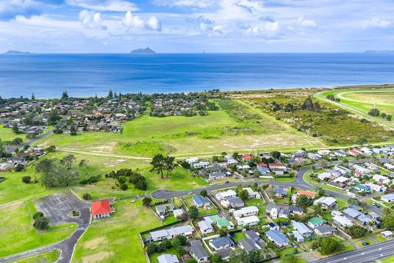Photo of property in 17 Moki Place, Ruakaka, 0116