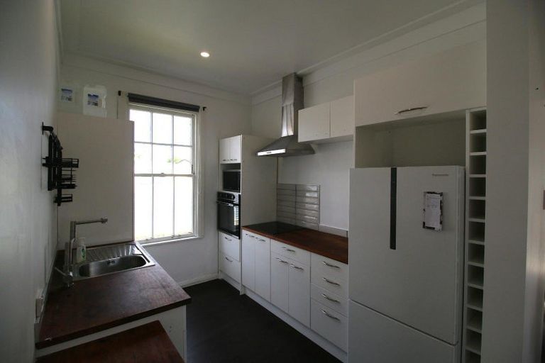 Photo of property in 14 Fairs Road, Milson, Palmerston North, 4414