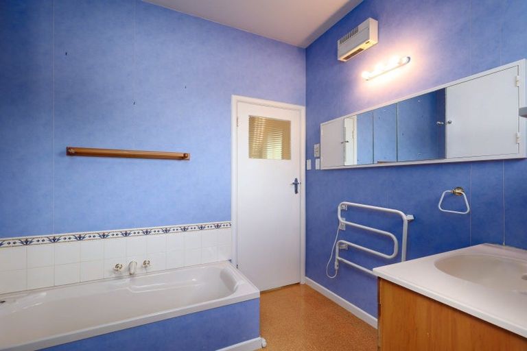 Photo of property in 11 Waverley Street, Richmond, 7020