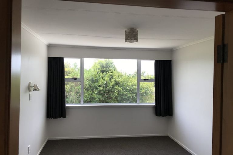 Photo of property in 7b Penrith Street, Westown, New Plymouth, 4310