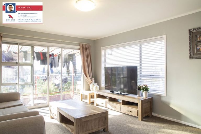 Photo of property in 2 Malters Place, Browns Bay, Auckland, 0630