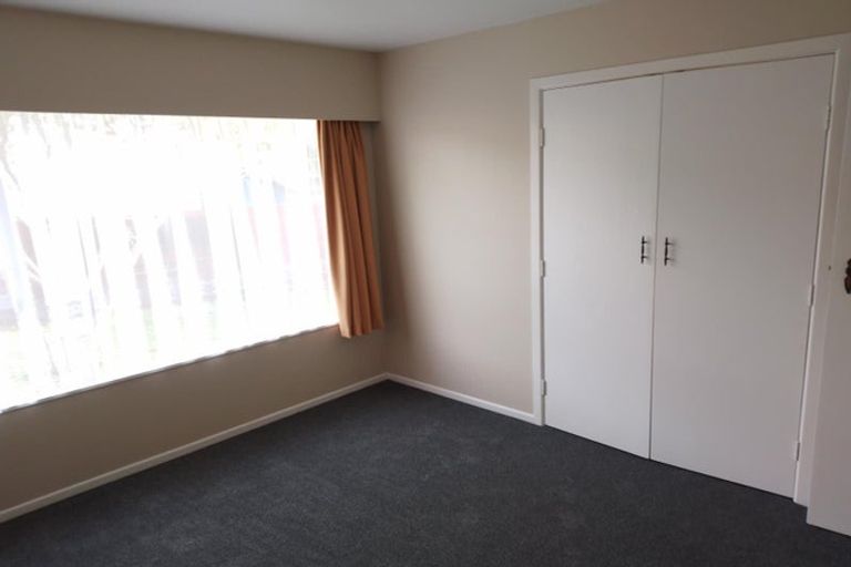 Photo of property in 11a Waddington Drive, Naenae, Lower Hutt, 5011