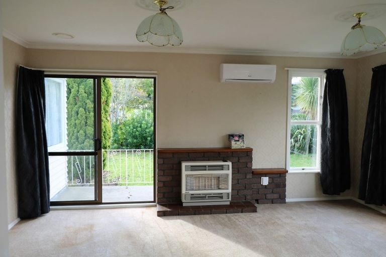 Photo of property in 59 Ebdentown Street, Ebdentown, Upper Hutt, 5018