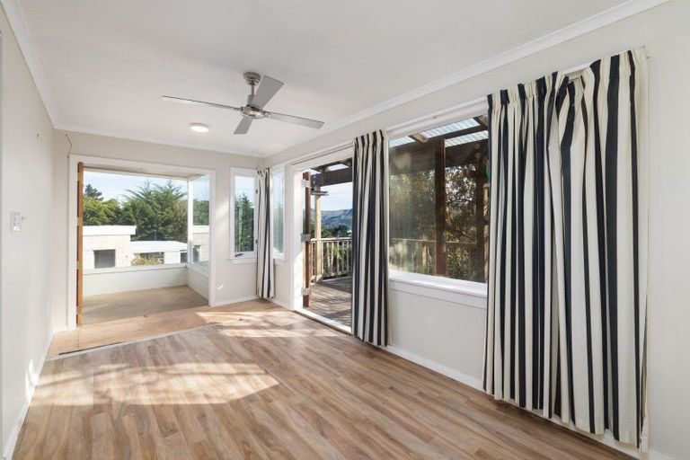 Photo of property in 31 Whero Avenue, Diamond Harbour, Lyttelton, 8971