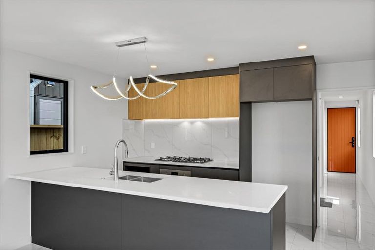 Photo of property in 9 John Gray Street, Papakura, 2110