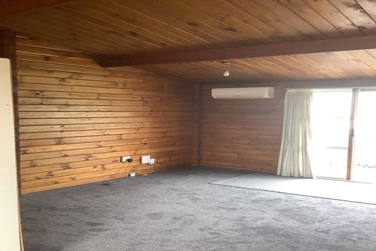 Photo of property in 2/176 Edgeware Road, Edgeware, Christchurch, 8013