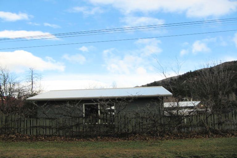 Photo of property in 19 Pyke Street, Clyde, 9330