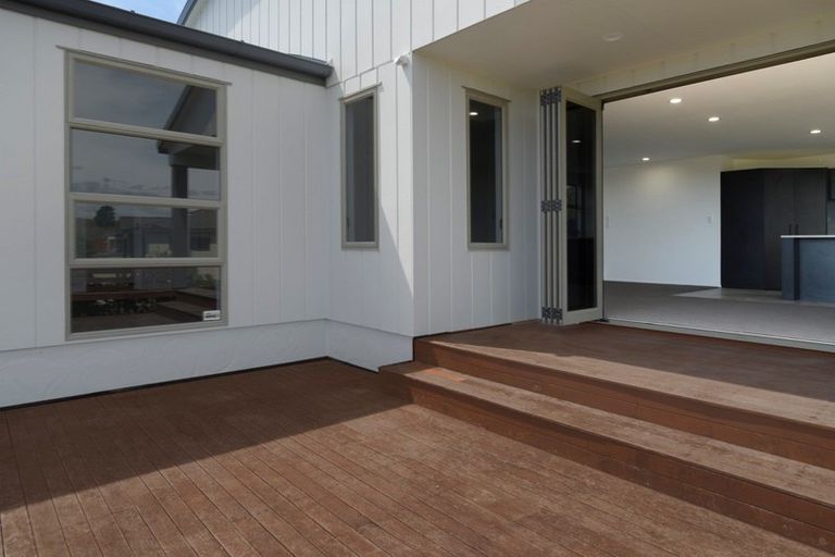 Photo of property in 7 Maddison Place, Welcome Bay, Tauranga, 3112