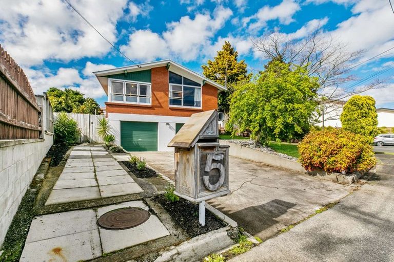 Photo of property in 5 Wanaka Place, Glenview, Hamilton, 3206