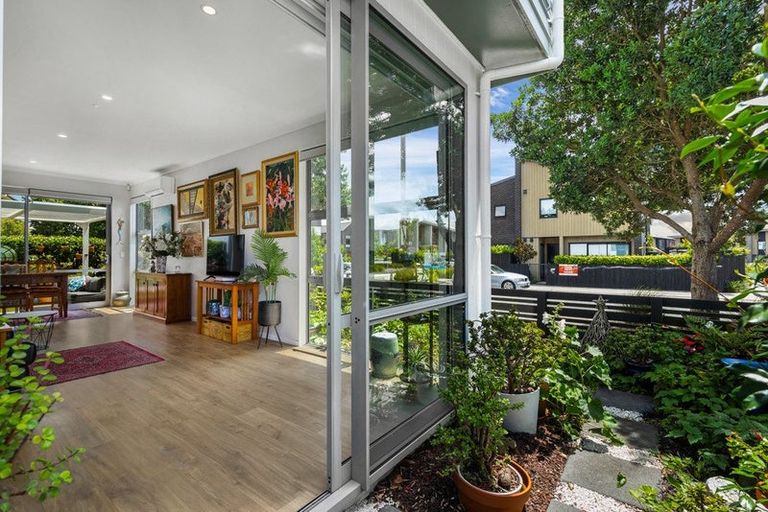 Photo of property in 30 Grey Warbler Road, Hobsonville, Auckland, 0616