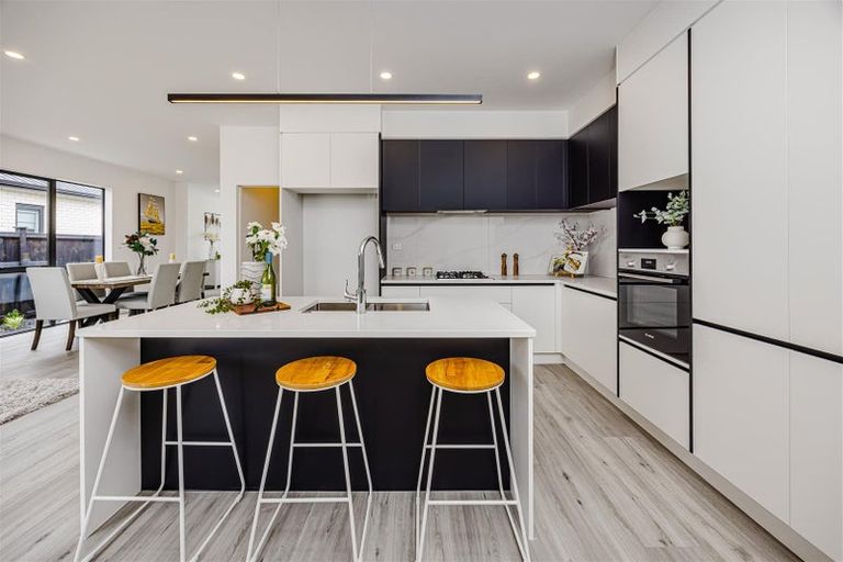 Photo of property in 42 Kakano Street, Clevedon, 2582