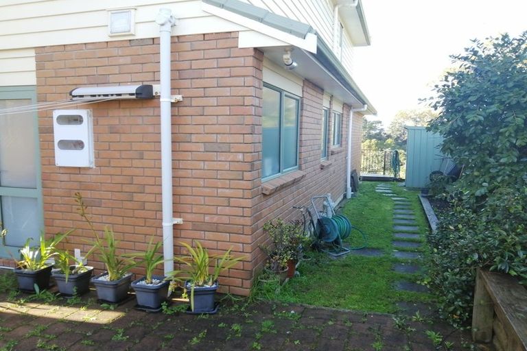 Photo of property in 14 Bedford Street, Te Atatu South, Auckland, 0610