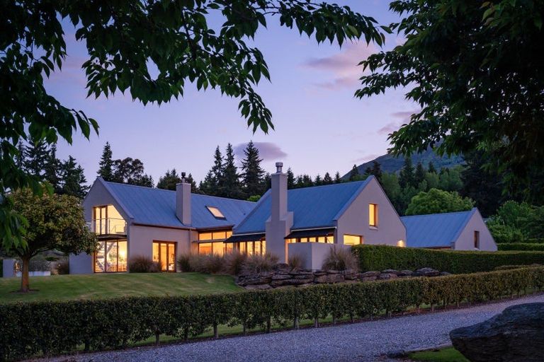 Photo of property in 11 Elderberry Crescent, Wanaka, 9305