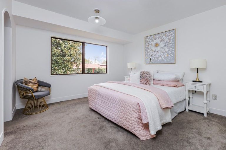 Photo of property in 123 Wattle Farm Road, Wattle Downs, Auckland, 2103