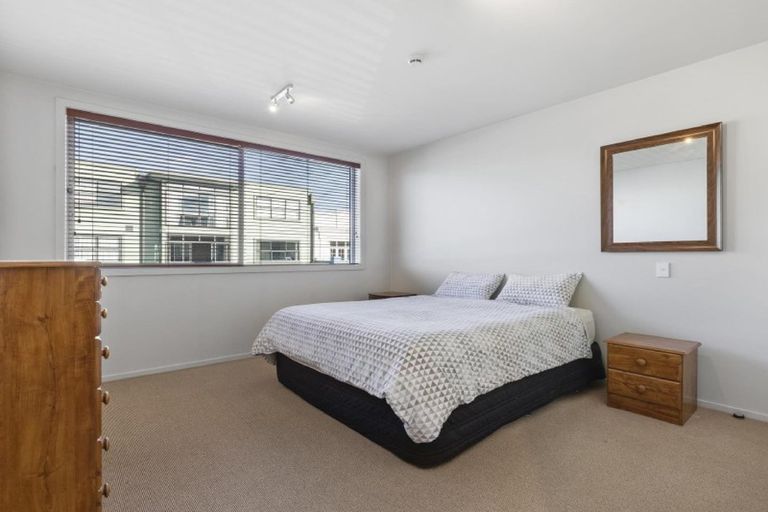 Photo of property in 2/337 Jackson Street, Petone, Lower Hutt, 5012
