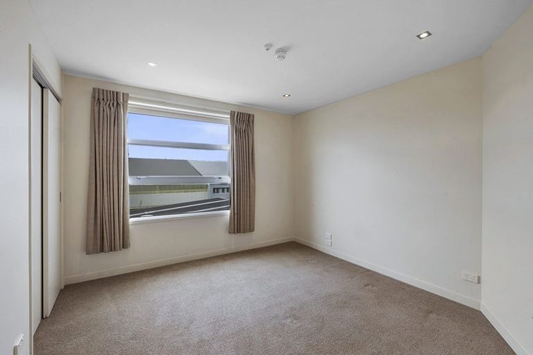 Photo of property in Quarterdeck, 12/4 Buller Street, New Plymouth, 4310