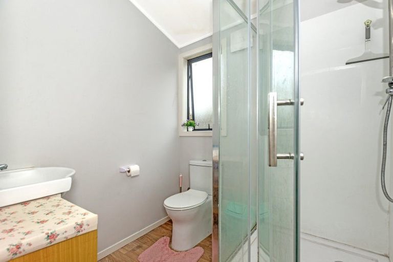 Photo of property in 14 De Lautour Road, Kaiti, Gisborne, 4010