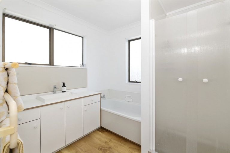 Photo of property in 15 Solway Place, Mount Maunganui, 3116