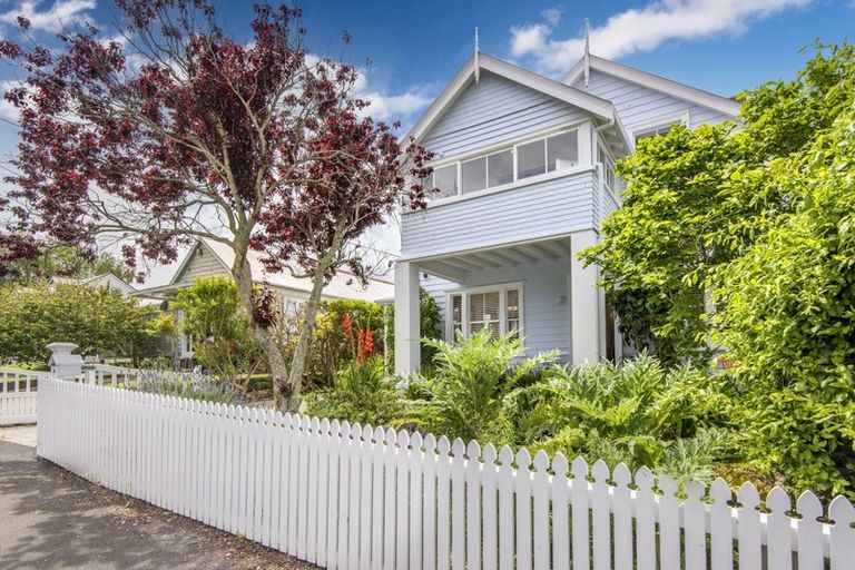 Photo of property in 4 Mays Street, Devonport, Auckland, 0624