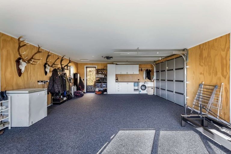 Photo of property in 64 Golf Road, Wakefield, 7025