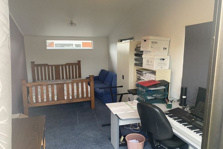 Photo of property in 86 Cutts Road, Russley, Christchurch, 8042