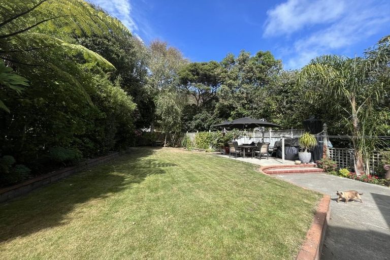 Photo of property in 38 Paremata Crescent, Paremata, Porirua, 5024