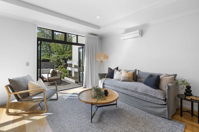 Photo of property in 38 Country Club Terrace, Northwood, Christchurch, 8051