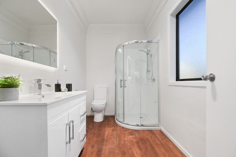 Photo of property in 12 Walsh Street, Forest Lake, Hamilton, 3200