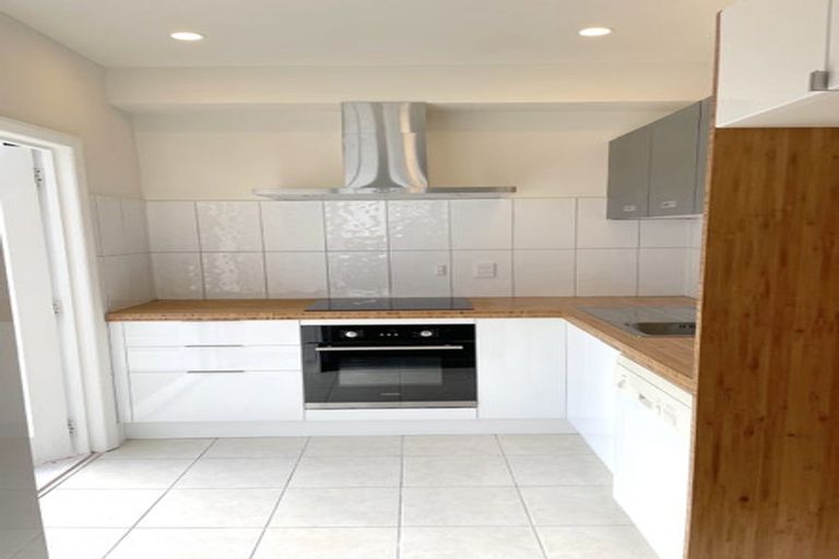 Photo of property in 3 Staunton Avenue, Mount Cook, Wellington, 6011