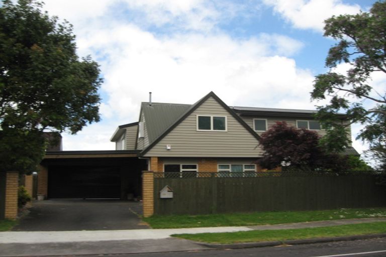 Photo of property in 113 Walter Strevens Drive, Conifer Grove, Takanini, 2112