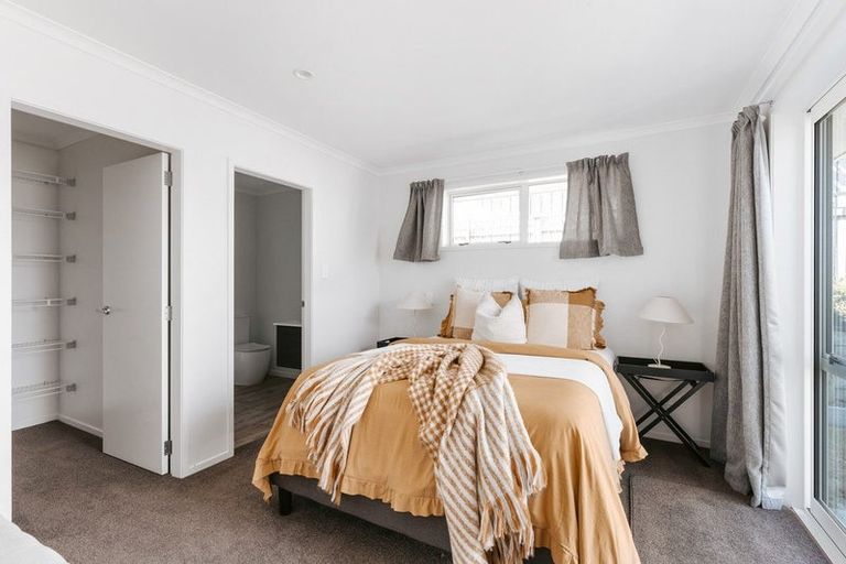 Photo of property in 65 Tabraham Crescent, Pyes Pa, Tauranga, 3112