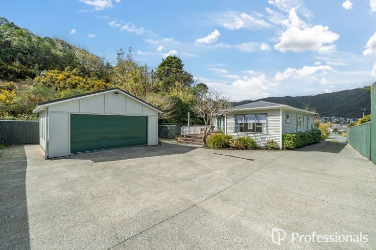 Photo of property in 143 Wellington Road, Wainuiomata, Lower Hutt, 5014