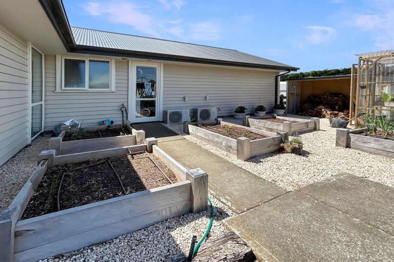 Photo of property in 1 Tupelo Place, Swannanoa, Rangiora, 7476