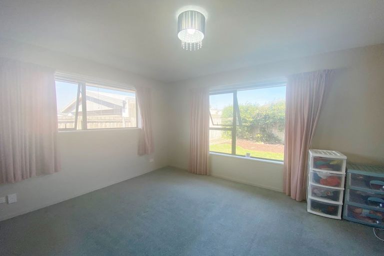 Photo of property in 1 Topham Lane, Hornby, Christchurch, 8042