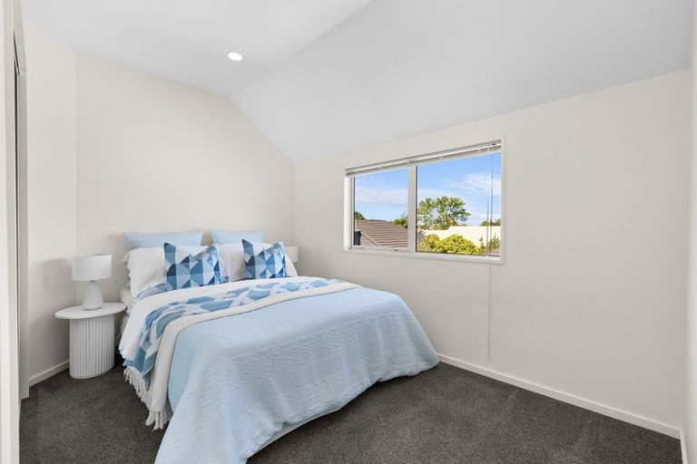 Photo of property in 36a Berkshire Drive, Avonhead, Christchurch, 8042