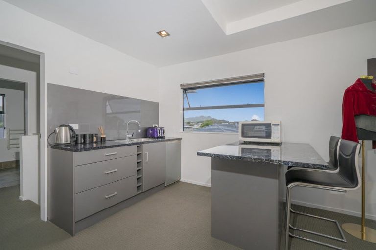 Photo of property in 25 Pacific Place, Whitianga, 3510