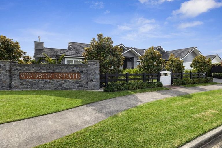 Photo of property in 18 Wills Road, Bell Block, New Plymouth, 4312