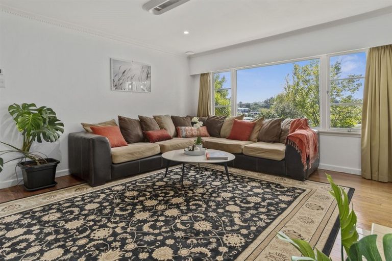 Photo of property in 126 Sutherland Road, Brookfield, Tauranga, 3110