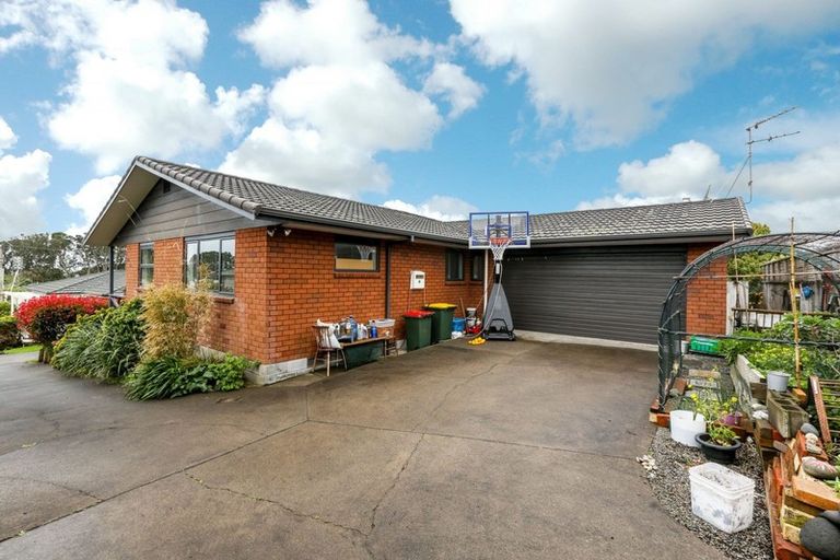 Photo of property in 2/75 Hine Street, New Plymouth, 4310