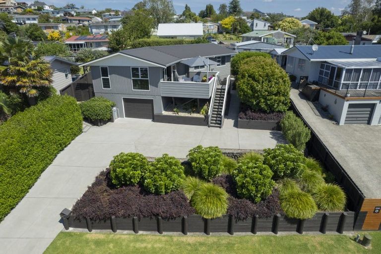 Photo of property in 60 Esmeralda Street, Welcome Bay, Tauranga, 3112