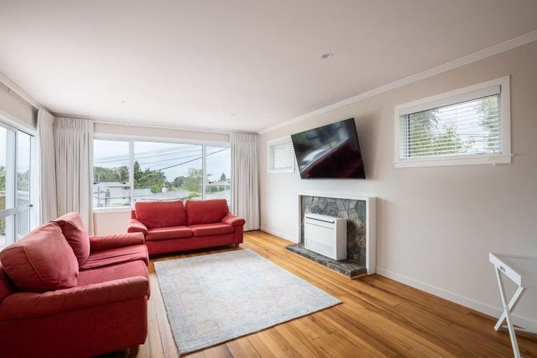 Photo of property in 318 Tukapa Street, Hurdon, New Plymouth, 4310