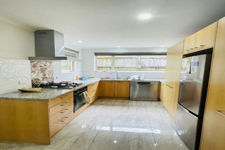 Photo of property in 14 Clomell Drive, Flat Bush, Auckland, 2019